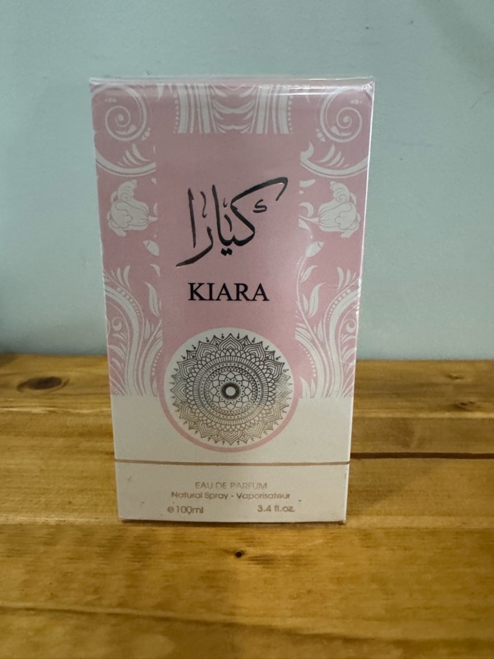 Kiara Women's Eau de Parfum Pink & White Bottle
